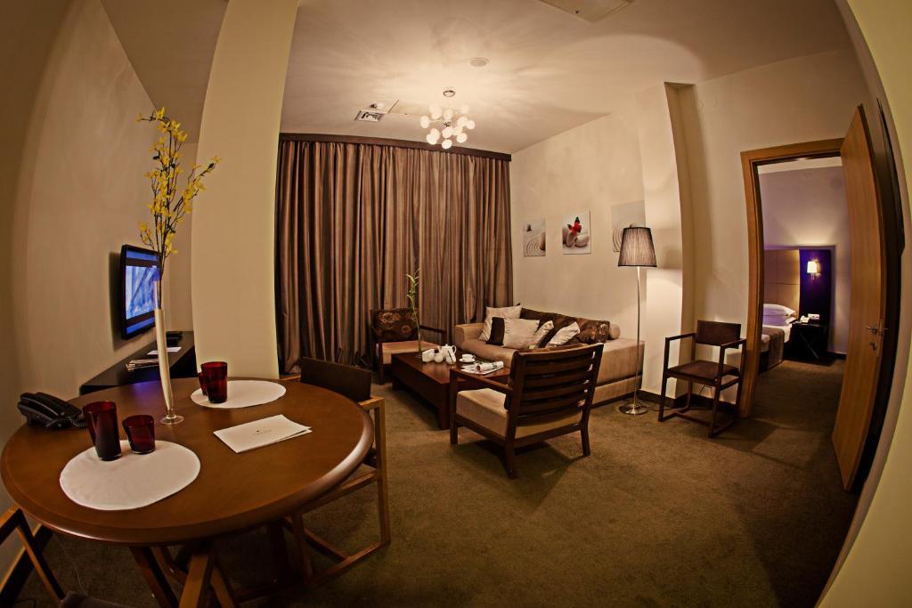 Voyage Hotel Караганда Номер фото