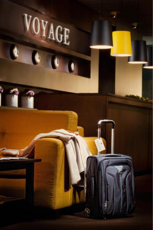 Voyage Hotel Караганда Экстерьер фото